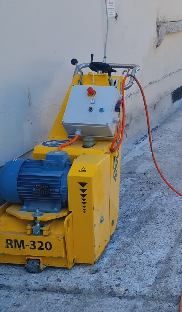 Kugelstrahlen von Beton