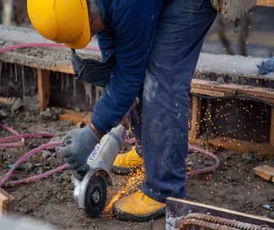 Schleifen von Beton im Winter